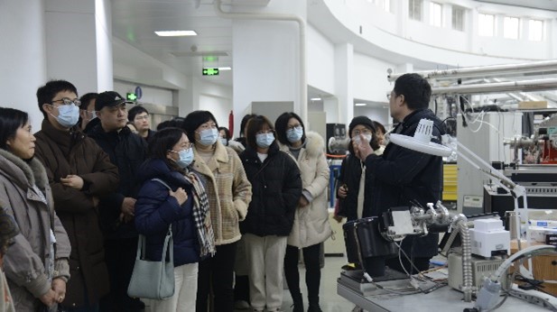 <a href='/2023/0313/c41641a729006/page.htm' target='_blank' title='党建共建聚合力 交流互动促发展 ——国家同步辐射实验室党委（核科学技术学院党委）国家同步辐射实验室联合办公室师生联合党支部与安徽省公共气象服务中心党总支部联合开展党建活动'>党建共建聚合力 交流互动促发展 ——国家同步辐射实验室党委（核科学技术学院...</a>