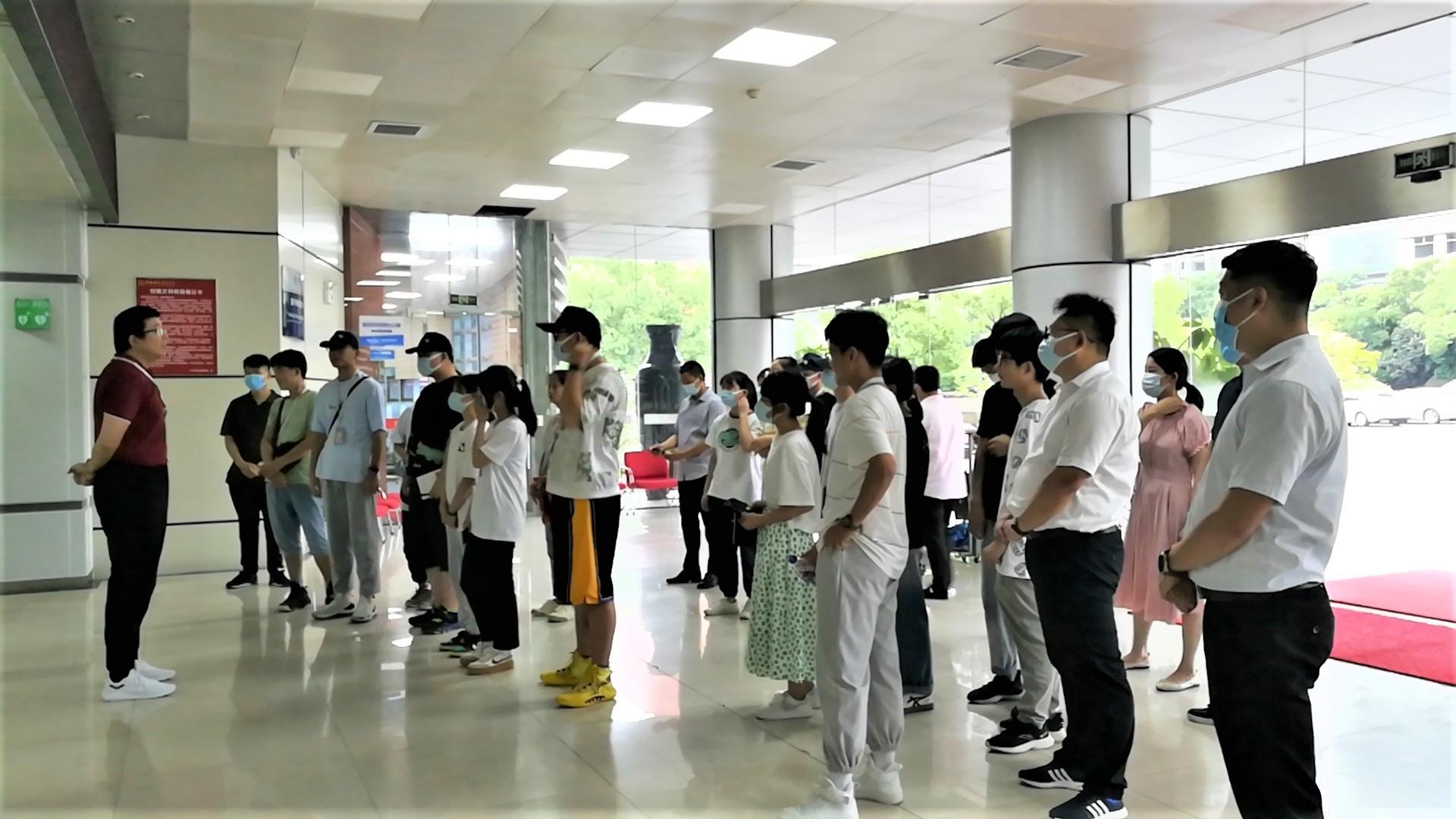 <a href='/2021/0826/c41641a729075/page.htm' target='_blank' title='王家坝学生、干部一行访问国家同步辐射实验室'>王家坝学生、干部一行访问国家同步辐射实验室</a>