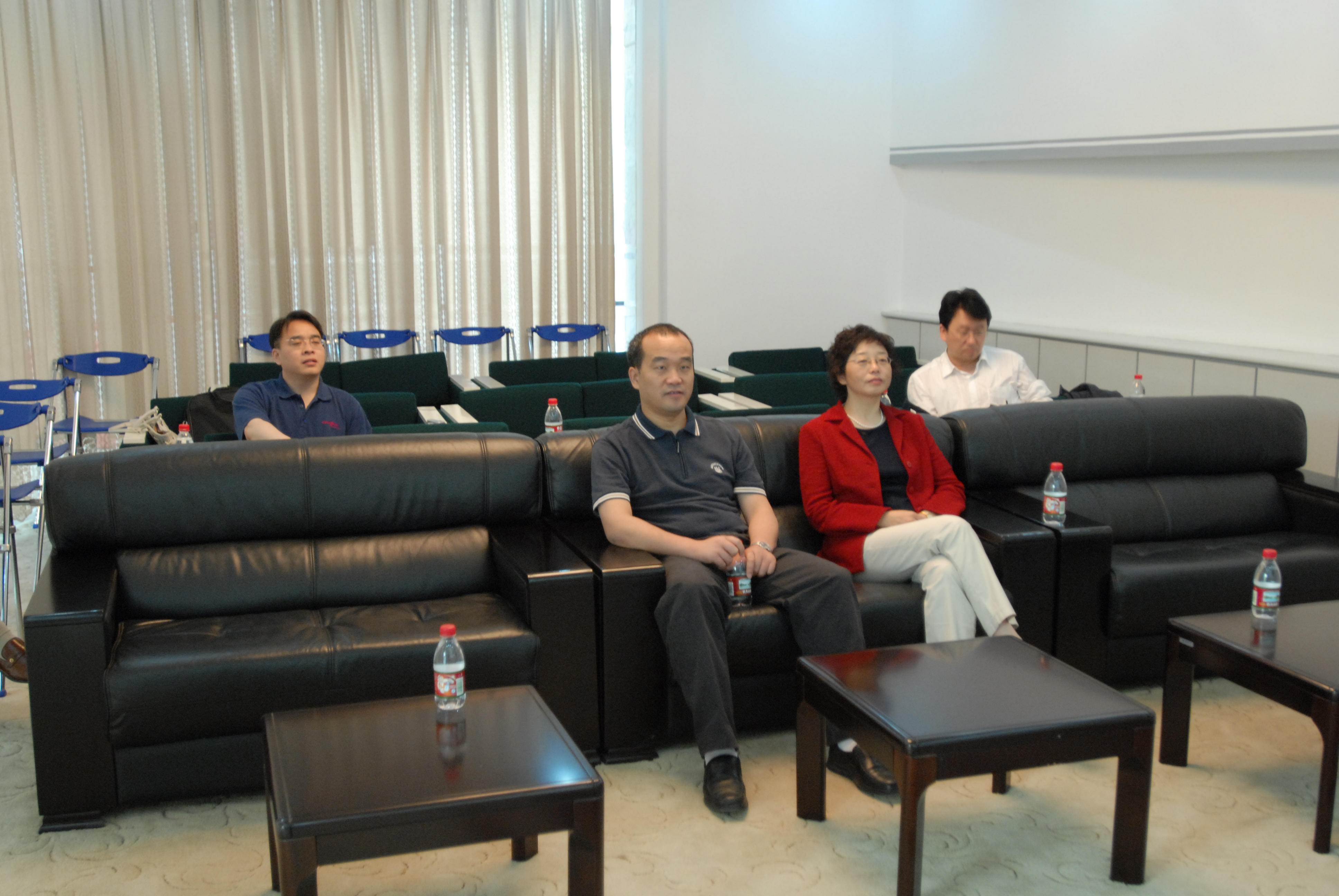 <a href='/2014/0917/c41788a740291/page.htm' target='_blank' title='[复制]中科院计划财务局副局长张丽萍视察我实验室'>[复制]中科院计划财务局副局长张丽萍视察我实验室</a>