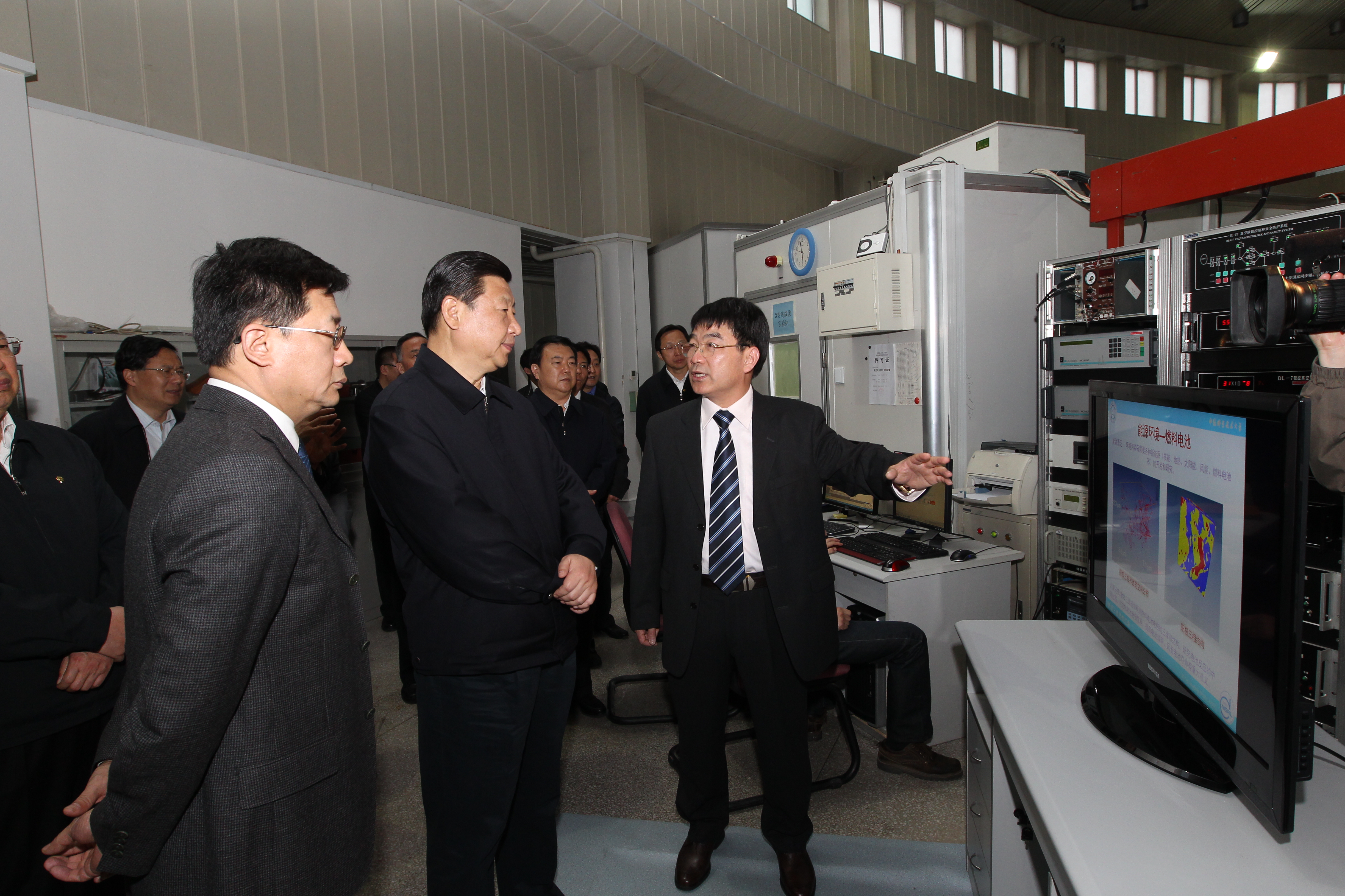 <a href='/2014/0917/c41788a740193/page.htm' target='_blank' title='习近平同志视察国家同步辐射实验室'>习近平同志视察国家同步辐射实验室</a>
