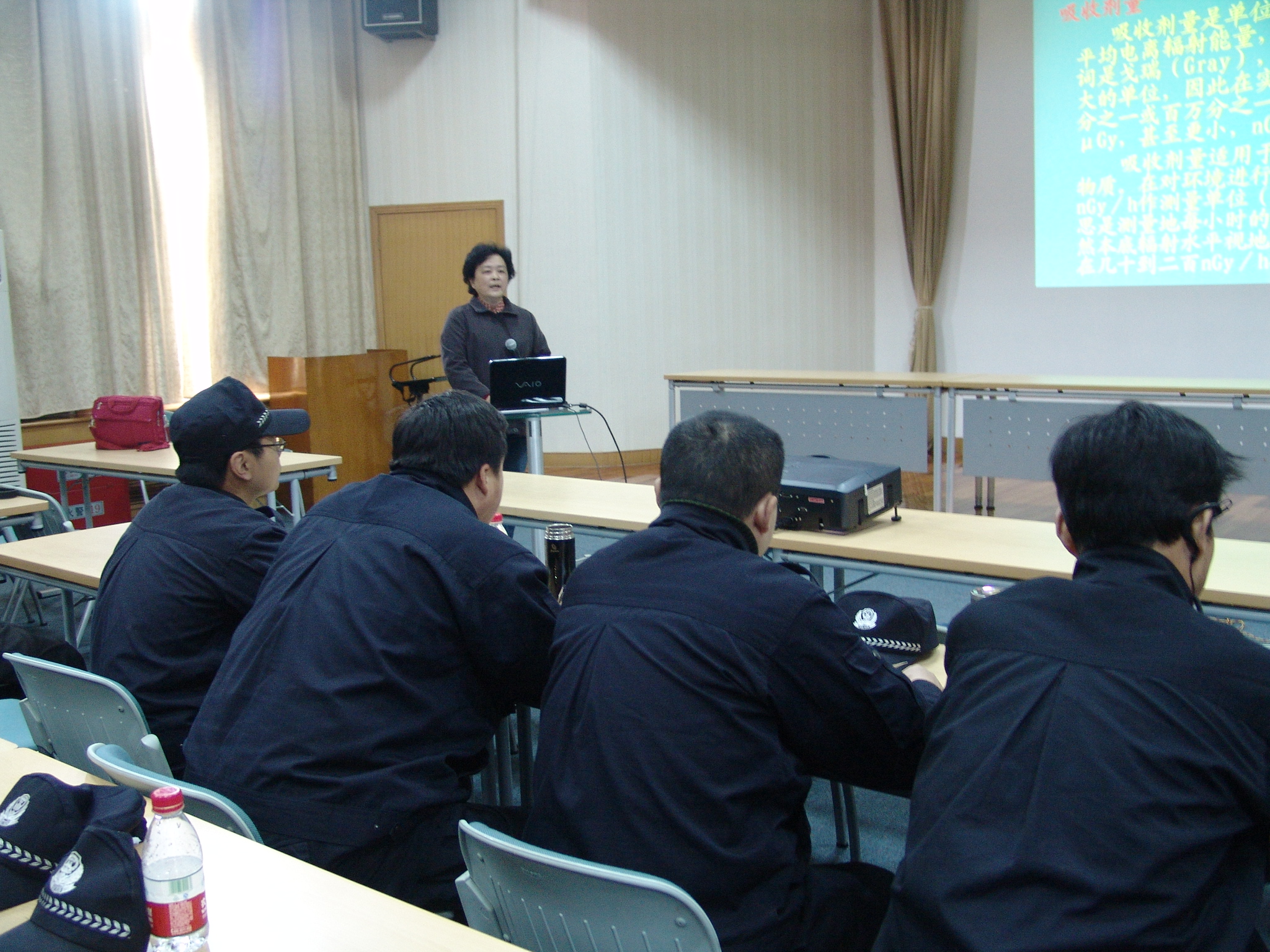 <a href='/2014/0917/c41788a740227/page.htm' target='_blank' title='国家同步辐射实验室举办辐射安全知识讲座'>国家同步辐射实验室举办辐射安全知识讲座</a>