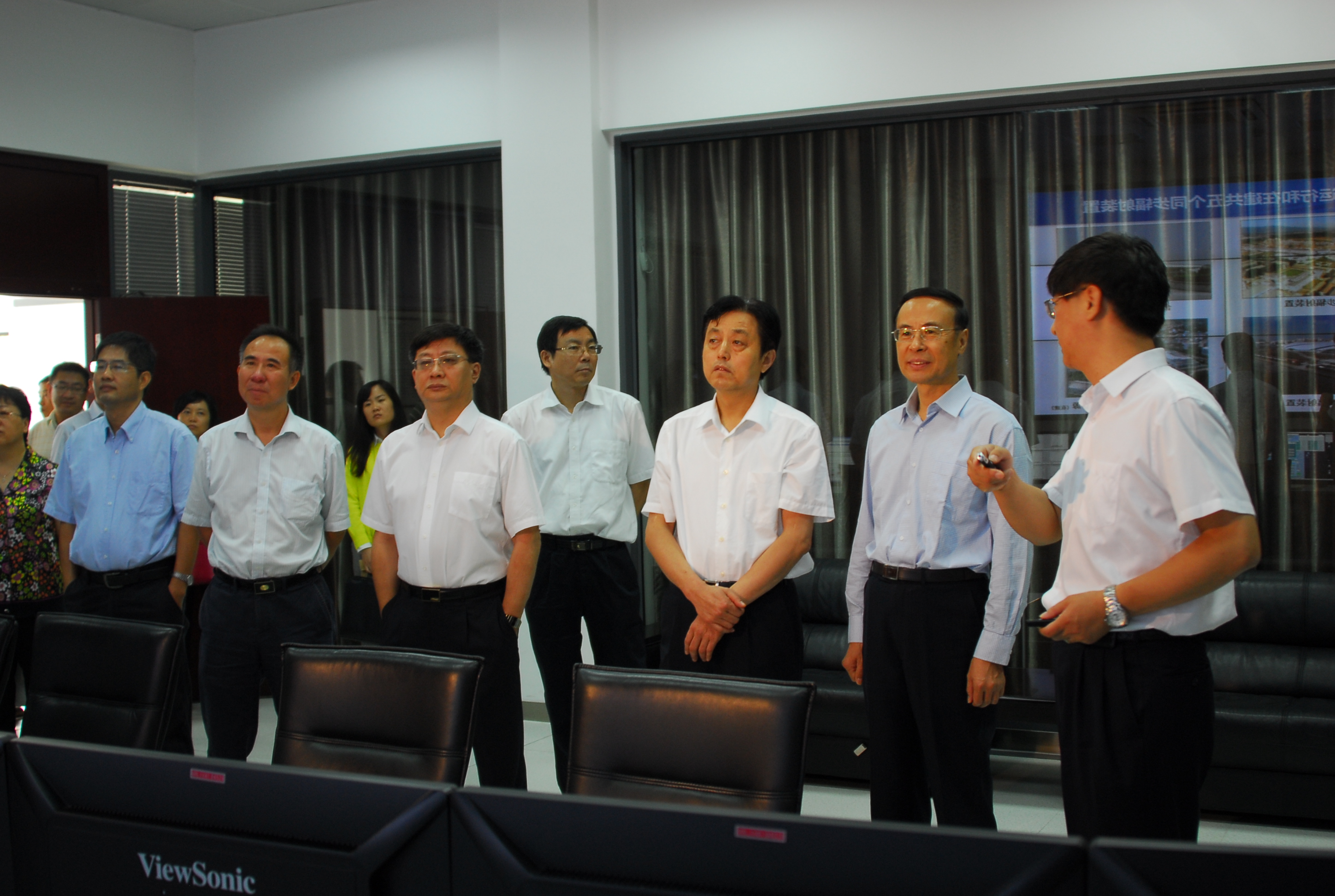 <a href='/2015/0922/c41788a740389/page.htm' target='_blank' title='安徽省副省长谢广祥来国家同步辐射实验室调研'>安徽省副省长谢广祥来国家同步辐射实验室调研</a>
