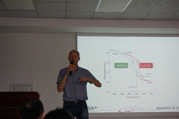 <a href='/2018/0710/c41788a740088/page.htm' target='_blank' title='荷兰特文特大学MESA+纳米研究中心主任Guus Rijnders一行访问实验室'>荷兰特文特大学MESA+纳米研究中心主任Guus Rijnders一行访问实验室</a>